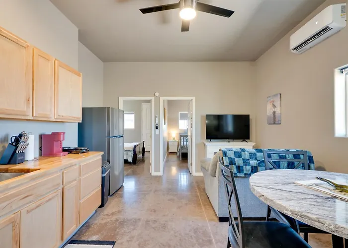 Walk To Wineries: Wine Country Retreat! Holiday home