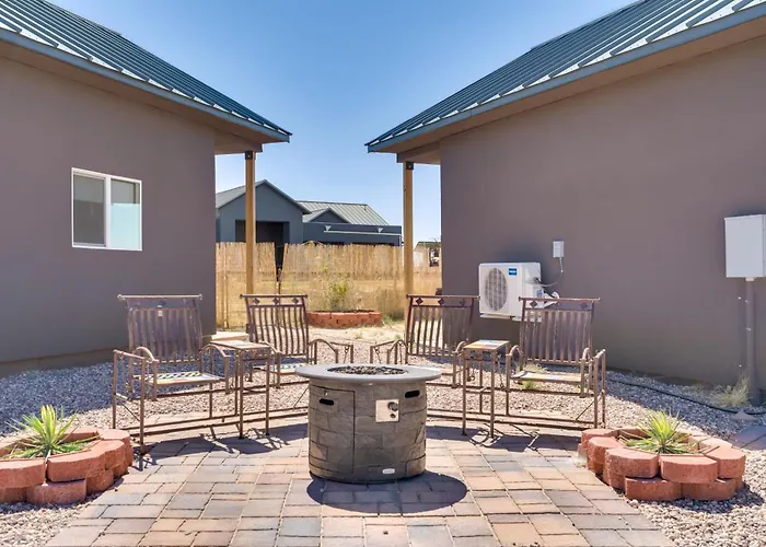 Holiday home Walk To Wineries: Wine Country Retreat! *