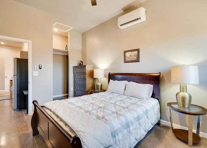 Walk To Wineries: Wine Country Retreat! Holiday home *