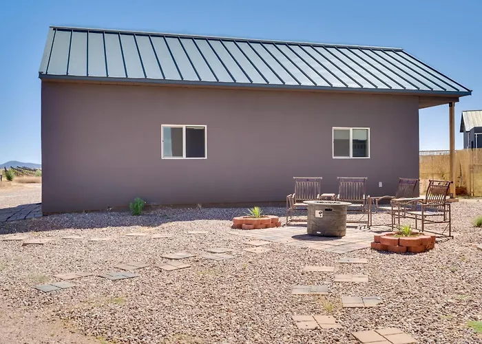Holiday home Walk To Wineries: Wine Country Retreat! *