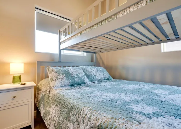 Walk To Wineries: Wine Country Retreat! Holiday home